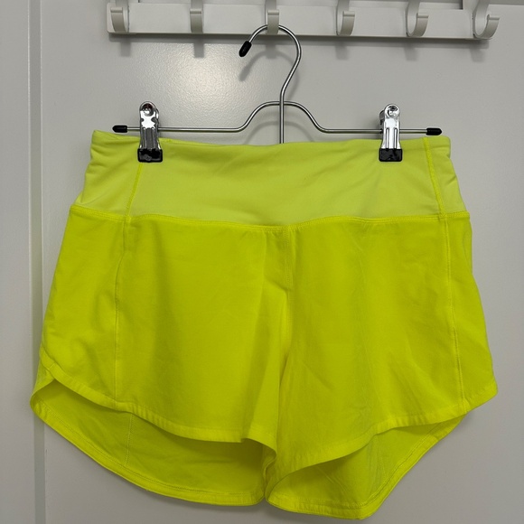 Lululemon Speed Up 4” Shorts, Size 4 - Picture 2 of 8